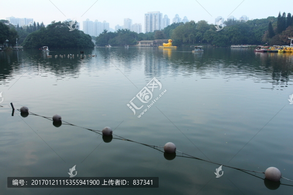 公園小湖