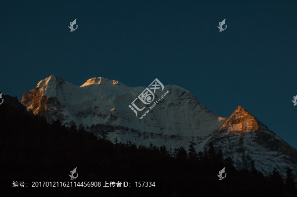 日照金山,仙乃日