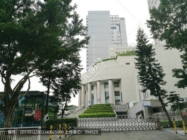 深圳風(fēng)光高層樓房