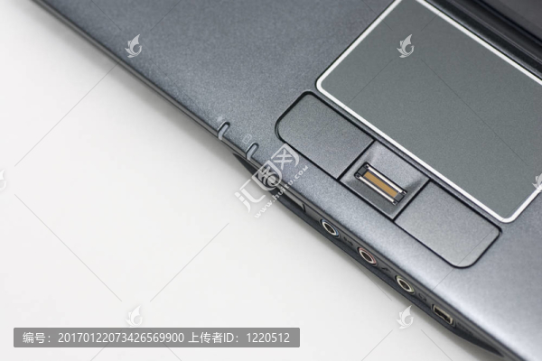 從上面的筆記本前面
