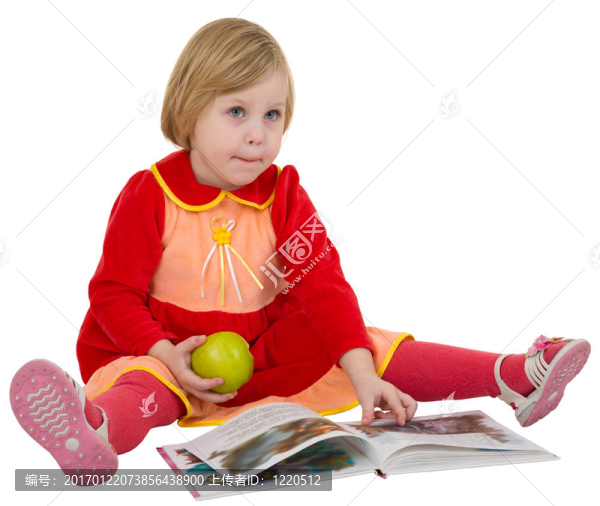 小女孩和書