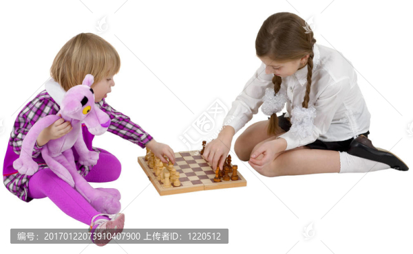 孩子們下棋