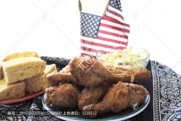 炸雞和玉米餅