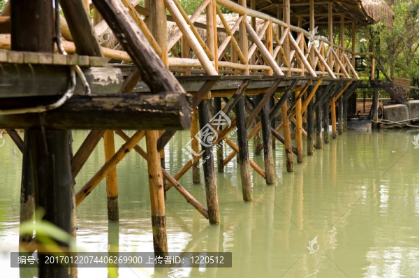 木橋