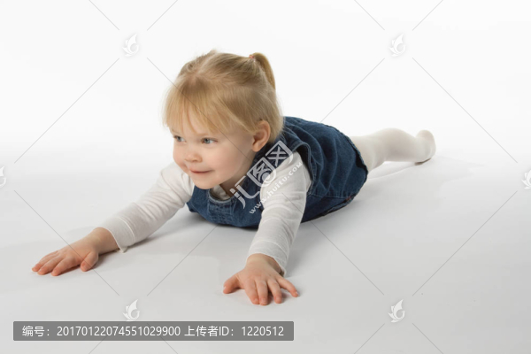 愛玩的女孩