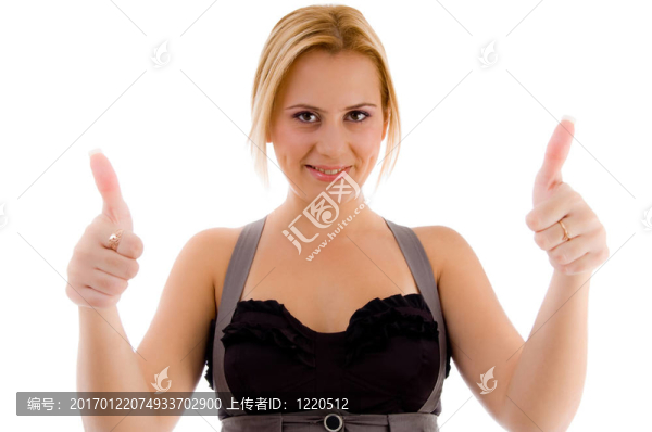 女性展示豎起大拇指