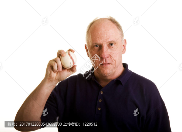 有棒球的老家伙