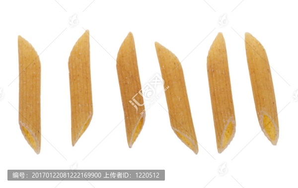 孤立的通心粉rigate面食