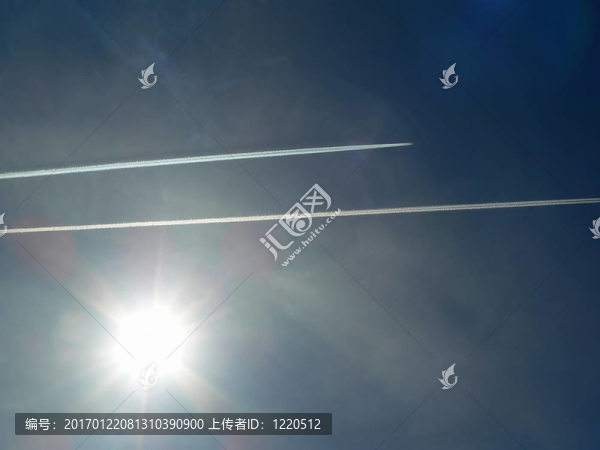 飛機(jī)加油。