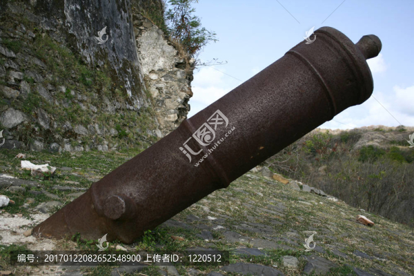 上部Down,Cannon