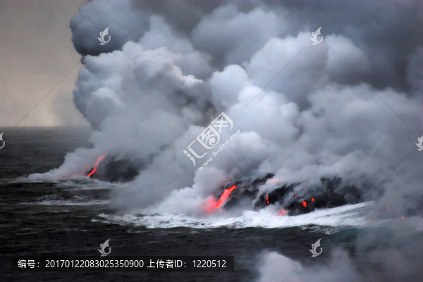熔巖流入海洋