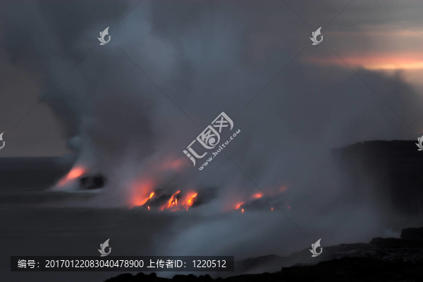 熔巖流入海洋