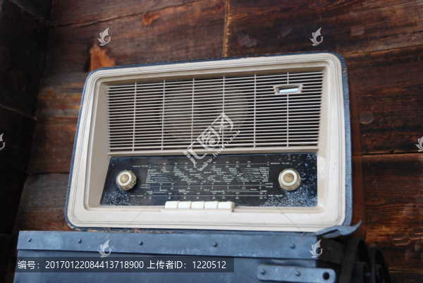 老式收音機