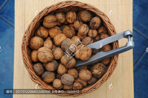 堅(jiān)果