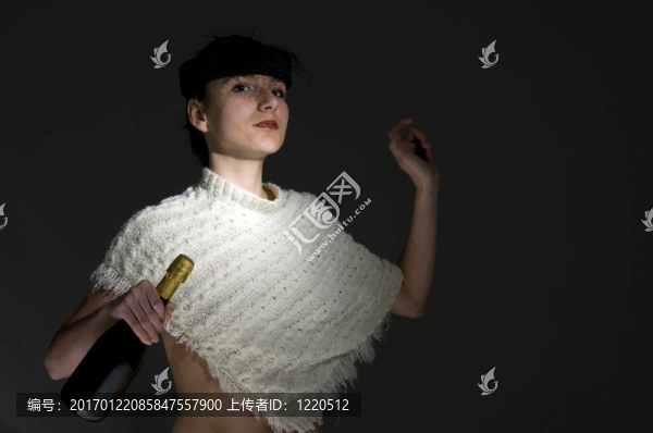瓶里的女人