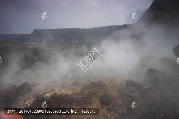 火山口的底部