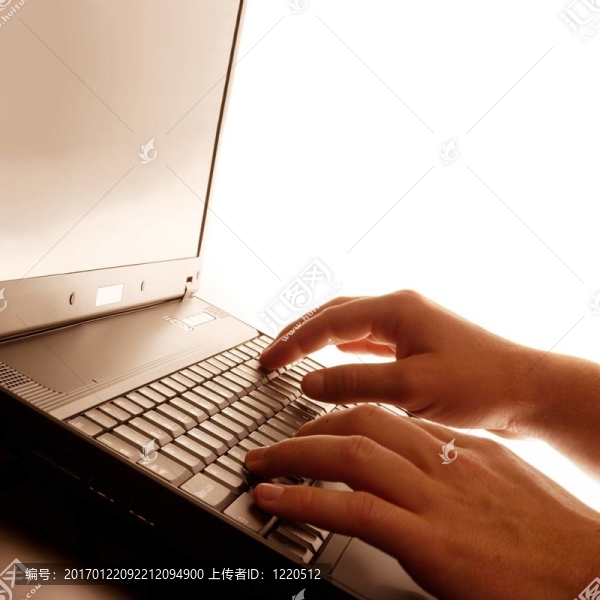 筆記本電腦