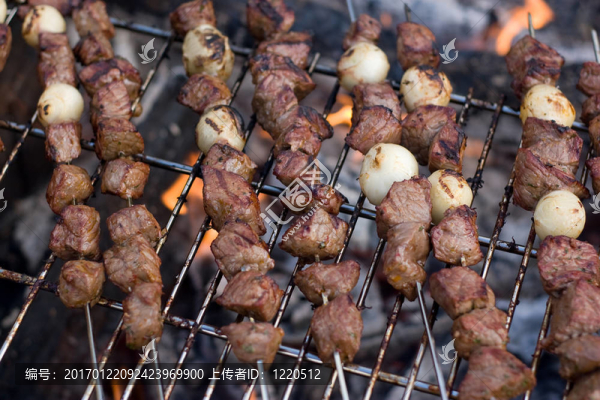 烤羊肉串