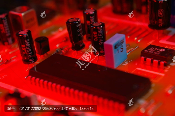 紅色的電路板