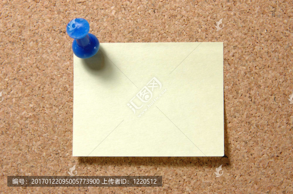 便條紙上用圖釘板
