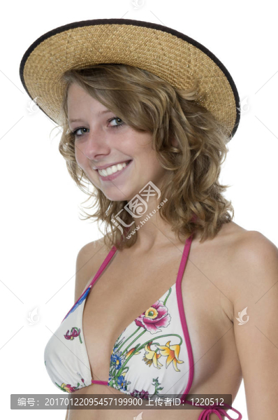 戴帽子的女孩