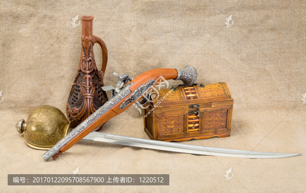 瓶；劍；劍；手槍和胸部