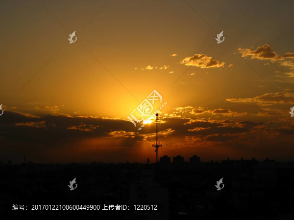 夕陽背后的大天線（2168）