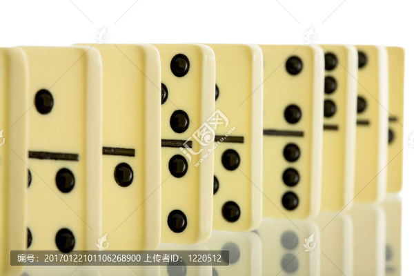 多米諾骨