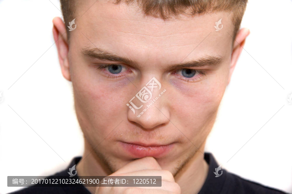 悲傷的人-匯圖網(wǎng) www.fosd68.com 悲傷的人