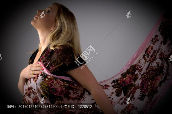 孕婦穿著側(cè)面看偷