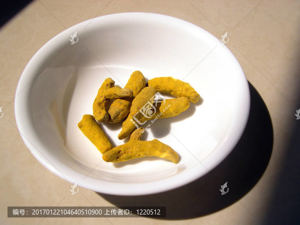 在白碗姜：1