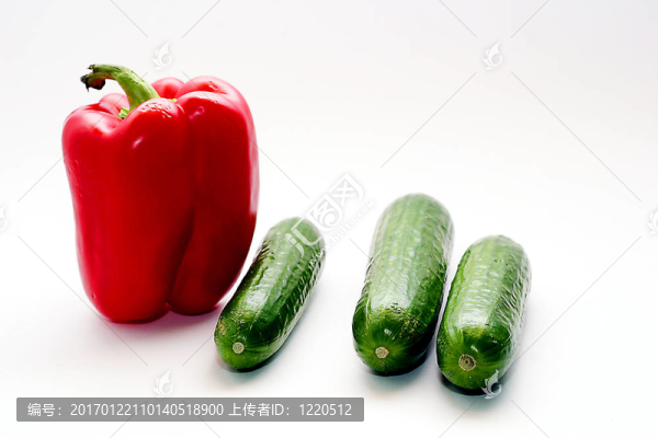 甜椒與鮮黃瓜的組合