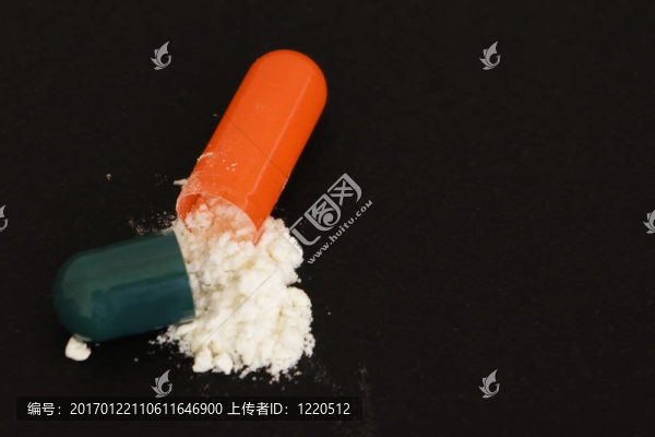 打開膠囊