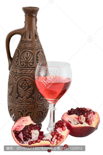 一瓶紅酒和一瓶紅石榴