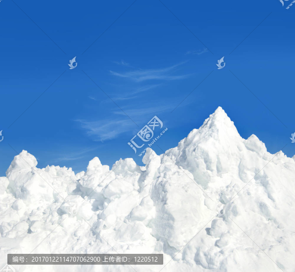 山上的雪