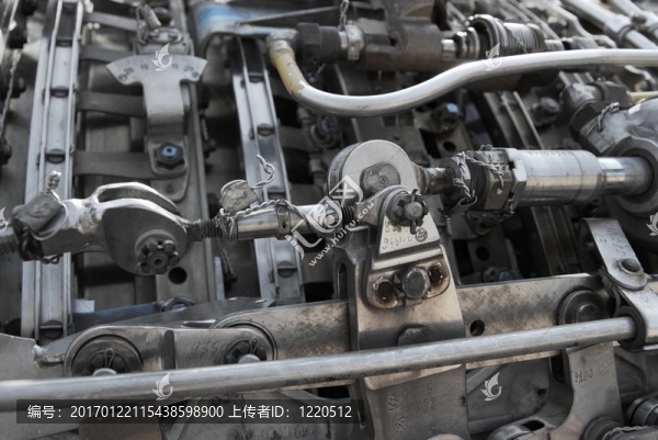 發(fā)動機