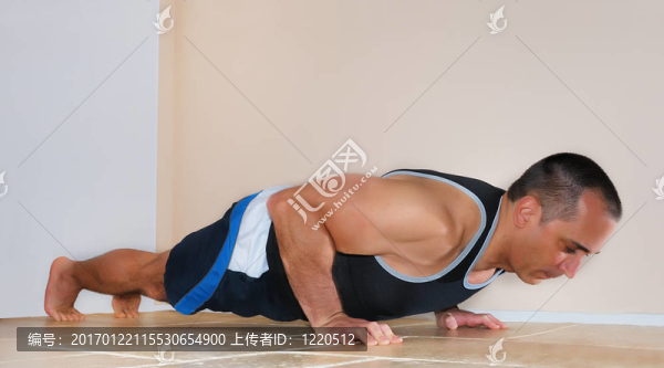 做推送的男人