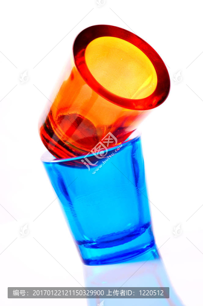 彩色玻璃