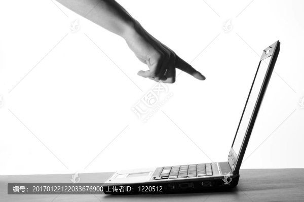 指針指向計(jì)算機(jī)