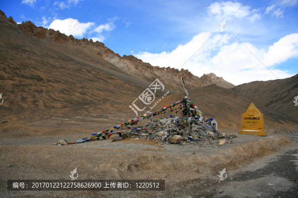 穿越默納利山立；印度
