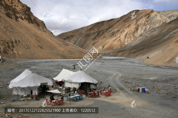 穿越默納利山立；印度