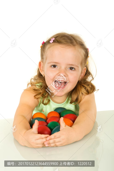 快樂(lè)復(fù)活節(jié)女孩染雞蛋