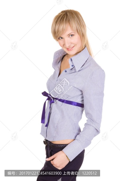 美麗的女孩帶絲帶