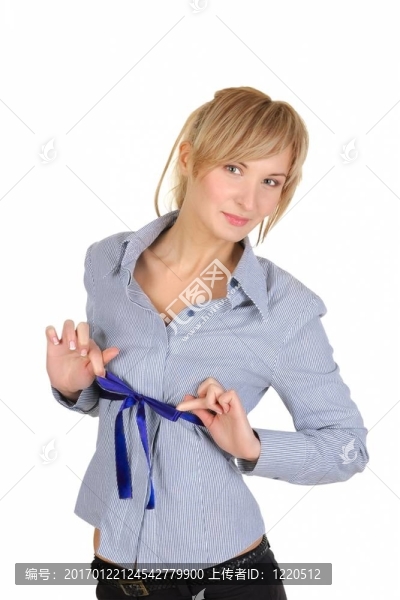 美麗的女孩帶絲帶