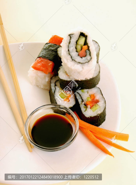 日本傳統(tǒng)壽司拼盤