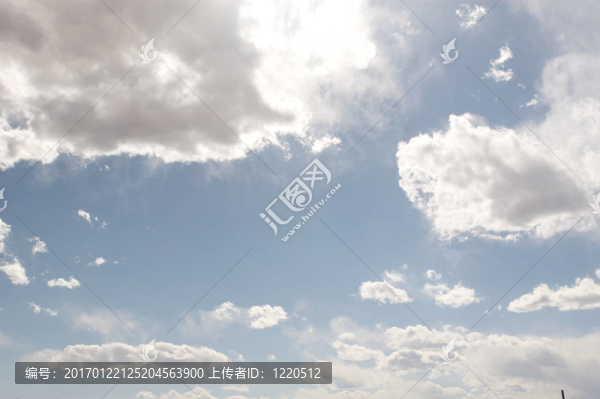 云彩和天空