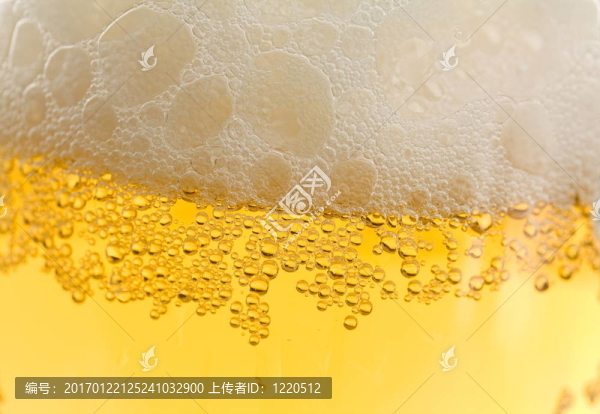 冷啤酒