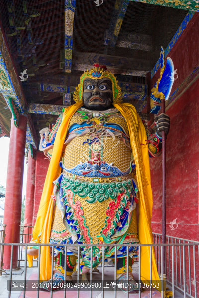 金裝神像