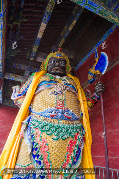 金裝神像
