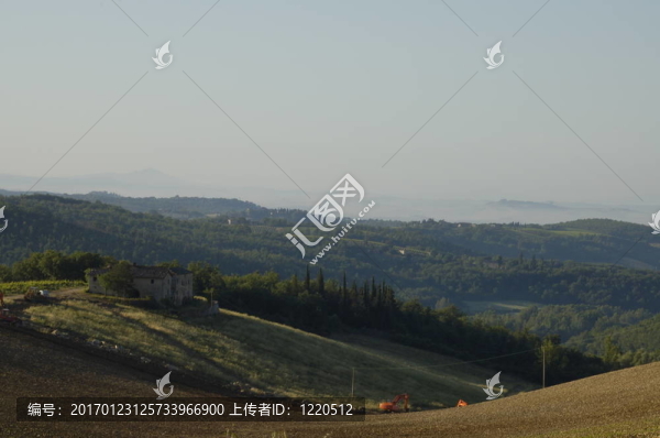 托斯卡納群山